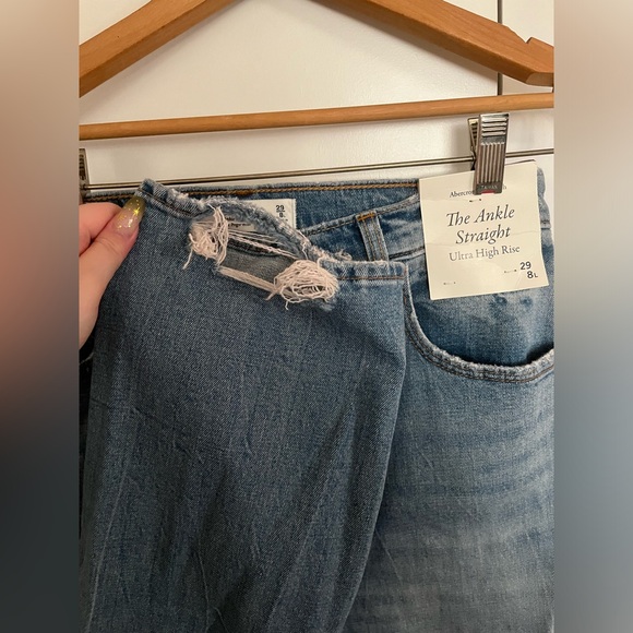 Abercrombie the ankle straight ultra high rise NWT - Picture 3 of 9